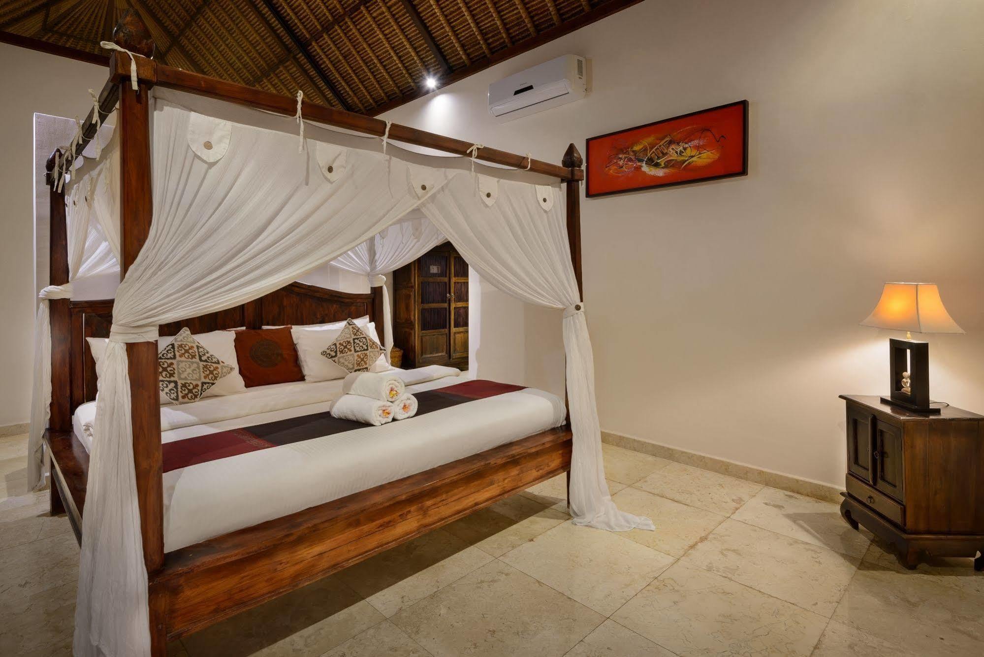 Adinda Balangan Beach Villa Jimbaran Exterior foto